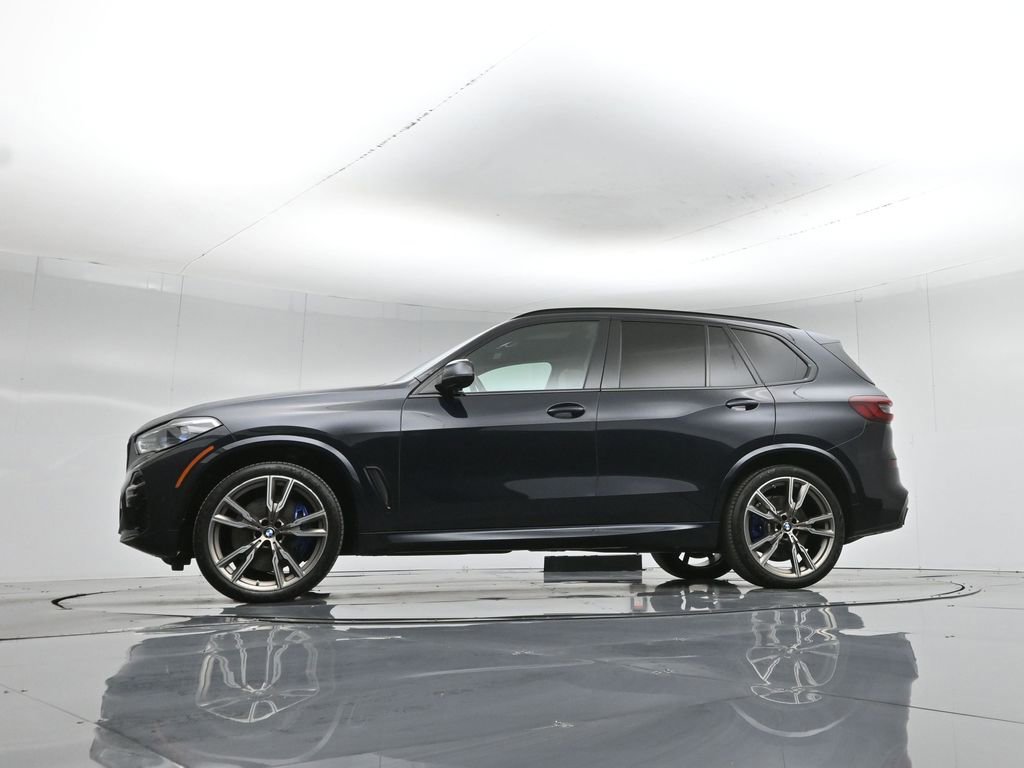 Used 2022 BMW X5 M50i w/ Executive Package image 21