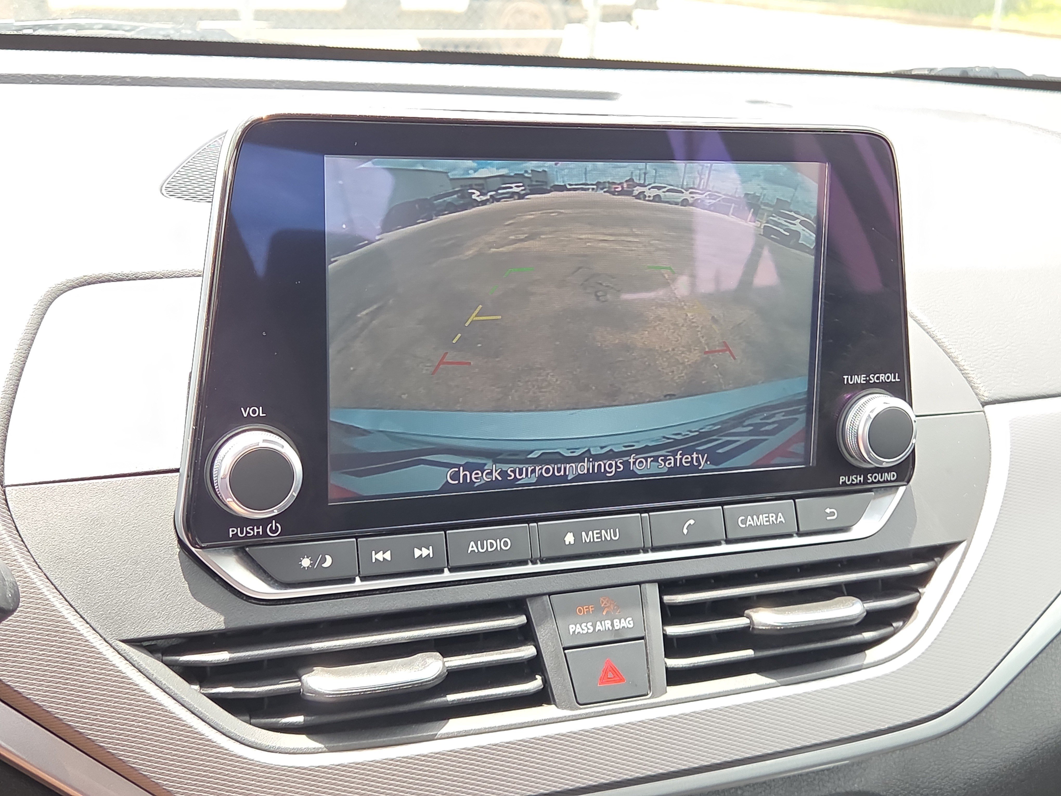 Used 2024 Nissan Altima 2.5 SR FWD image 19