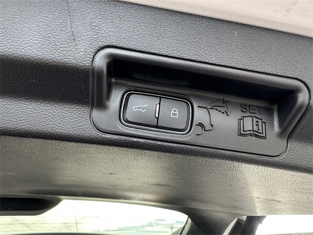 Certified 2022 Ford Explorer XLT image 44