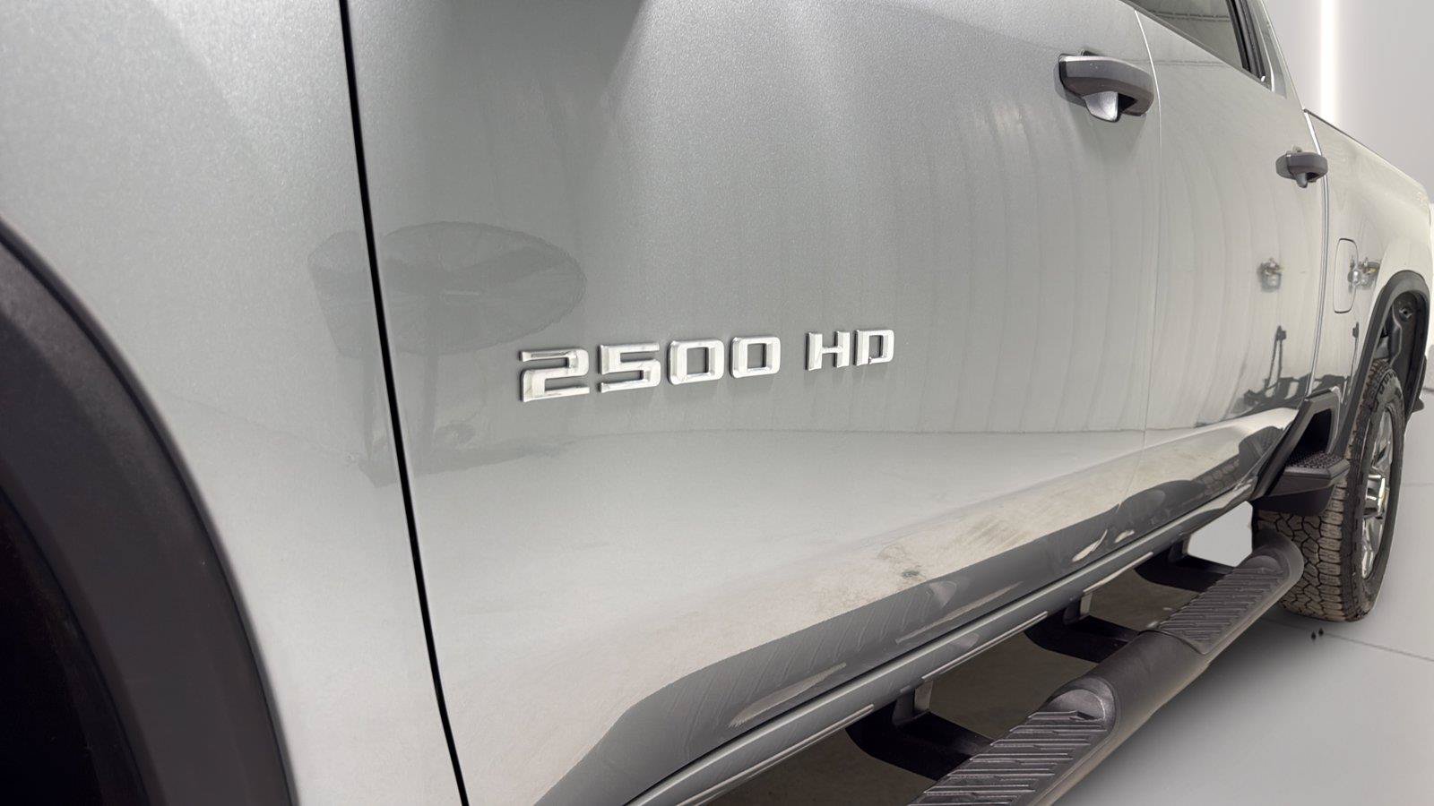 Used 2024 Chevrolet Silverado 2500 Custom w/ Custom Value Package AWD/4WD image 34