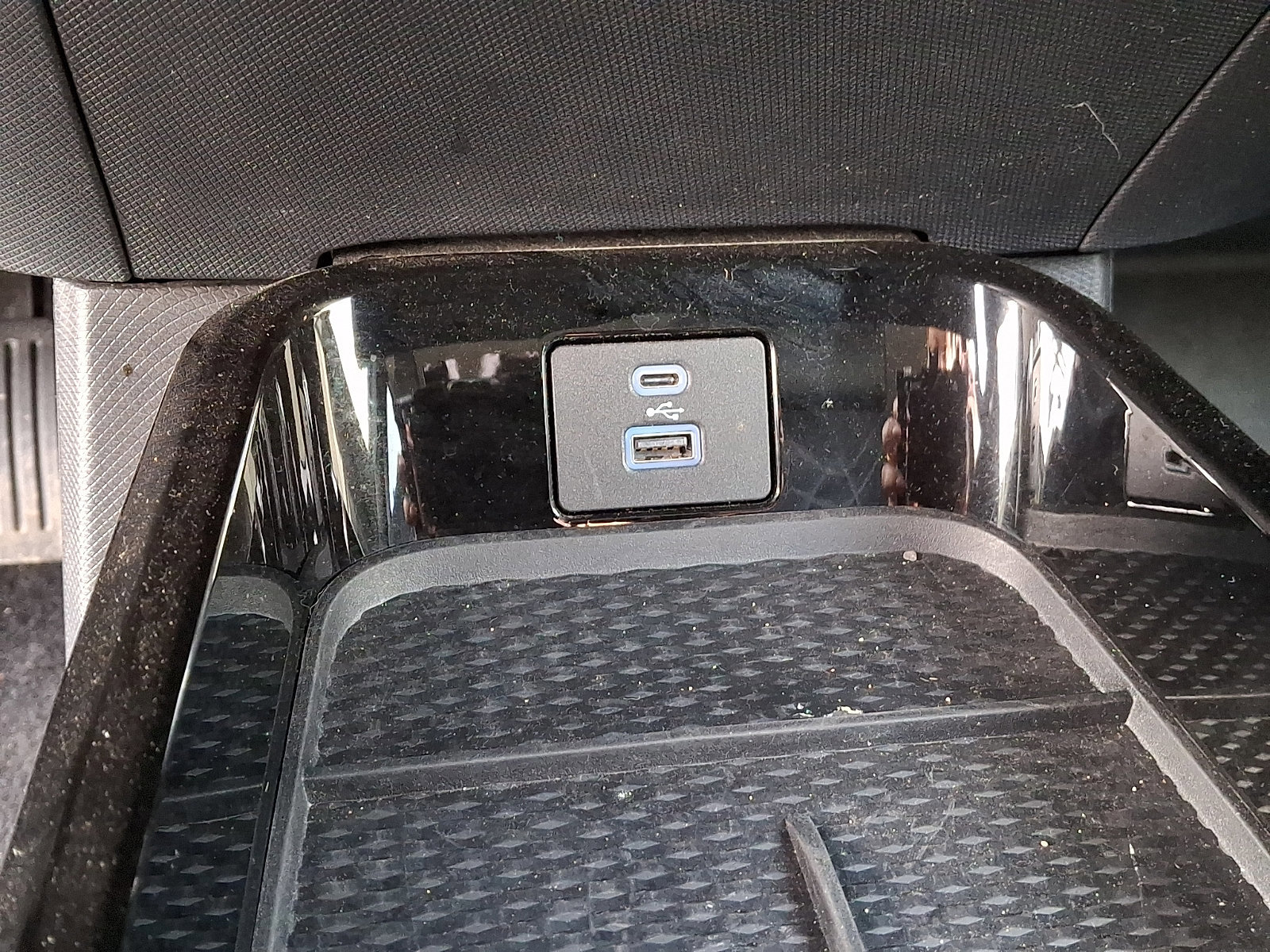 Certified 2021 Ford Mustang Mach-E Select w/ Comfort/Technology Package image 25