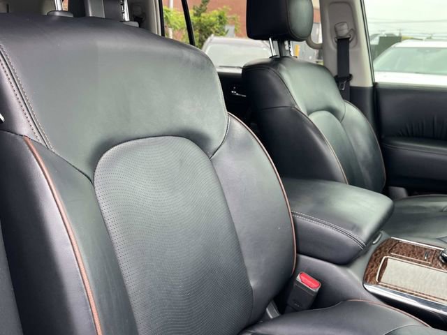 Used 2019 Nissan Armada Platinum w/ Interior Lighting Package RWD image 32