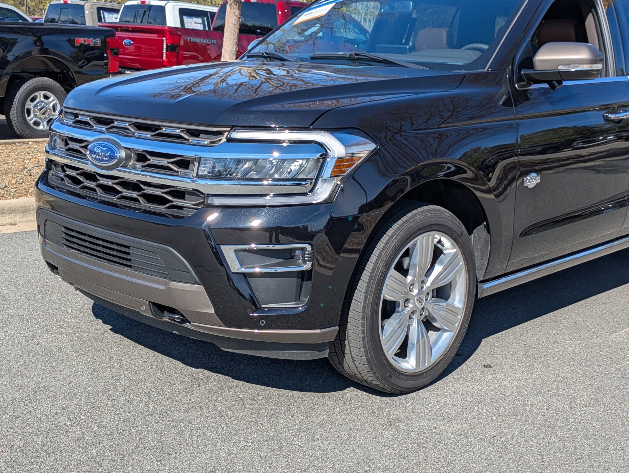 Certified 2024 Ford Expedition Max King Ranch image 2