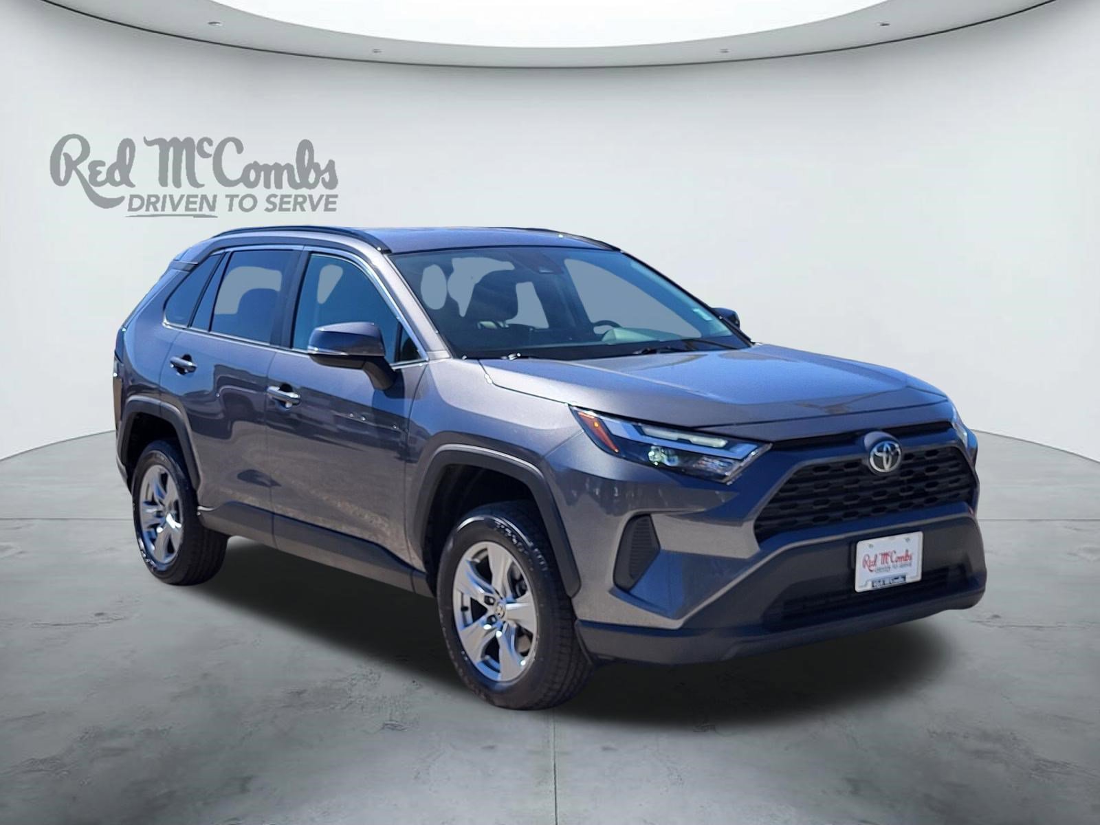 Used 2024 Toyota RAV4 XLE image 1