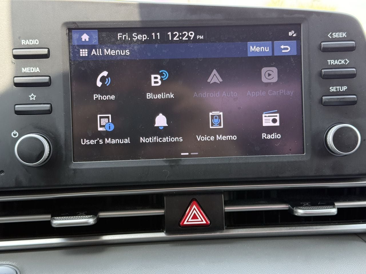 Used 2023 Hyundai Elantra SEL FWD image 17