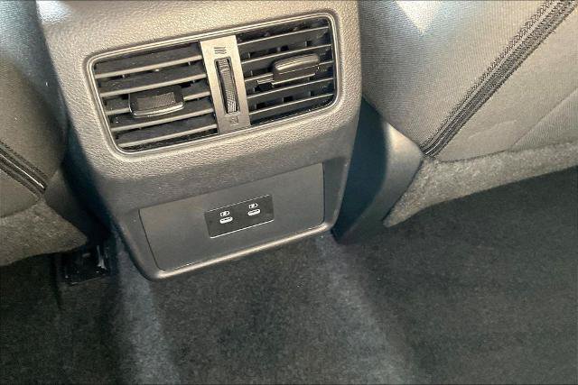 Used 2025 Nissan Rogue SV FWD image 10