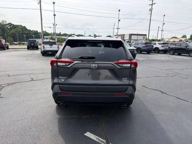 Used 2020 Toyota RAV4 XLE w/ Convenience Package AWD/4WD image 6