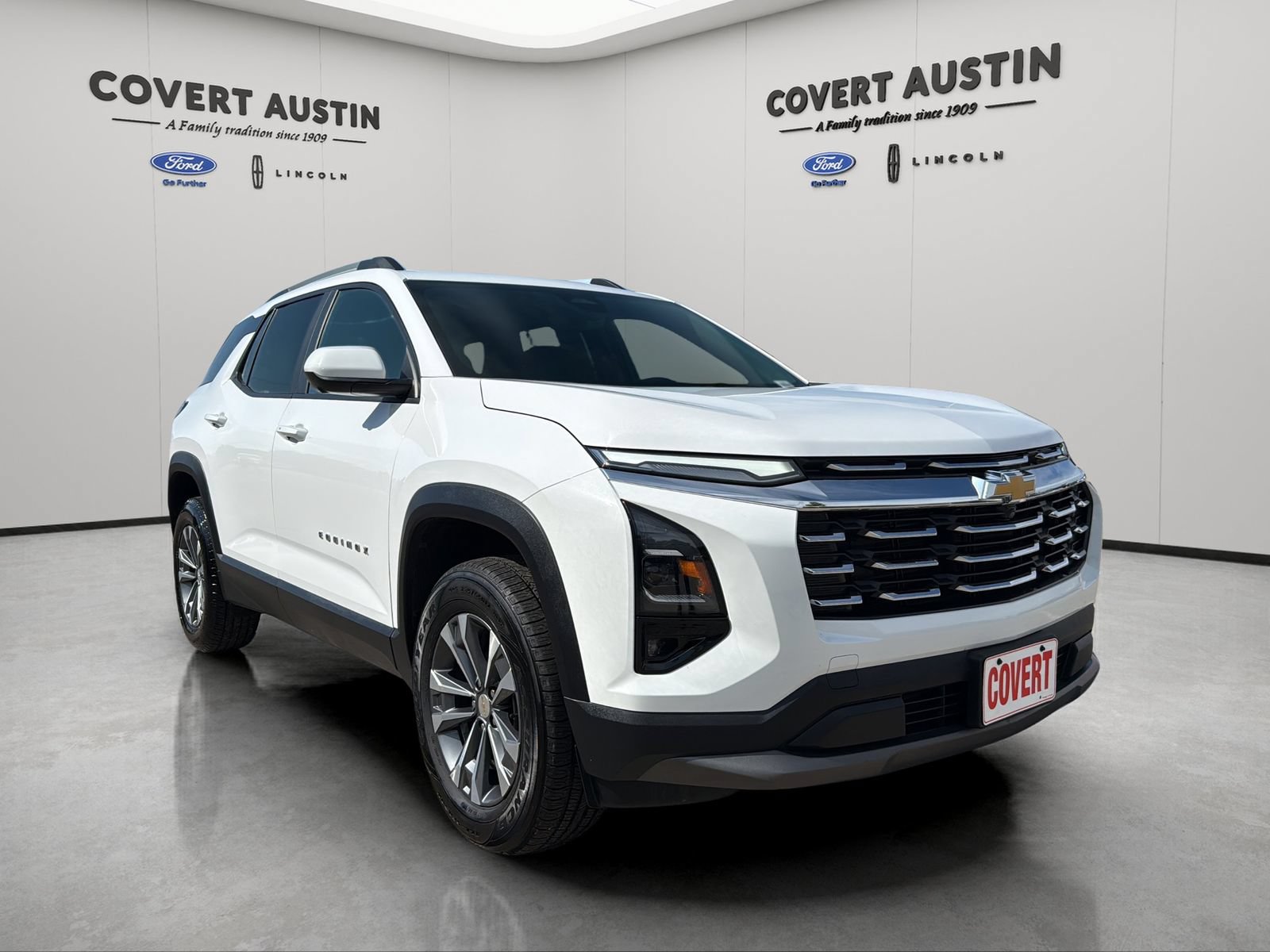 Used 2025 Chevrolet Equinox LT w/ Convenience Package II FWD image 7