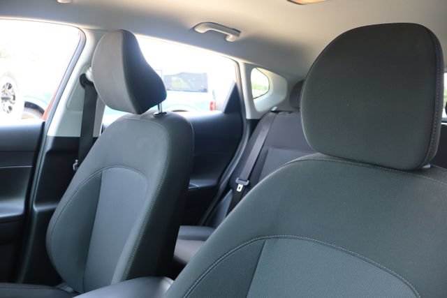 Used 2025 Hyundai Kona SEL FWD image 15
