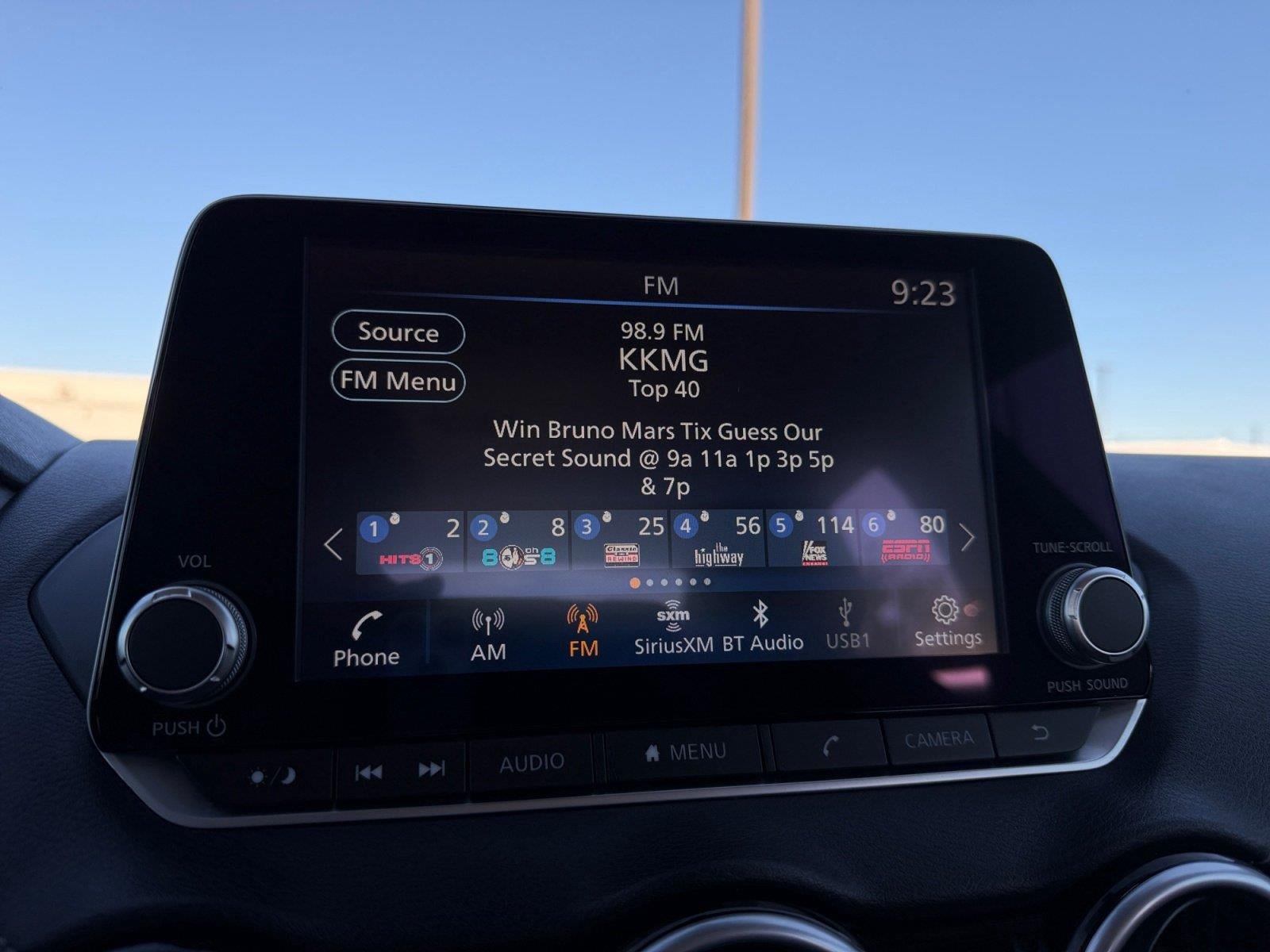 Used 2025 Nissan Sentra SV FWD image 18