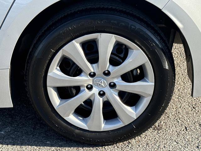 Used 2024 Toyota Corolla LE FWD image 7