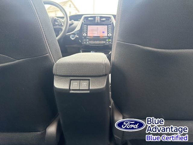 Used 2022 Toyota Prius LE AWD/4WD image 32