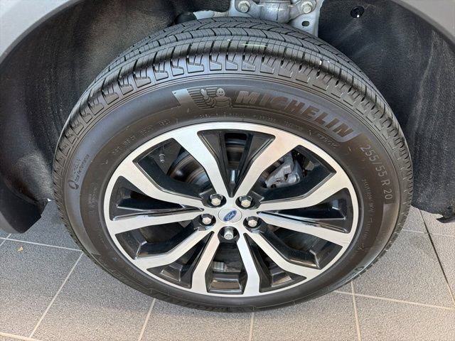 Certified 2025 Ford Explorer ST-Line AWD/4WD image 7