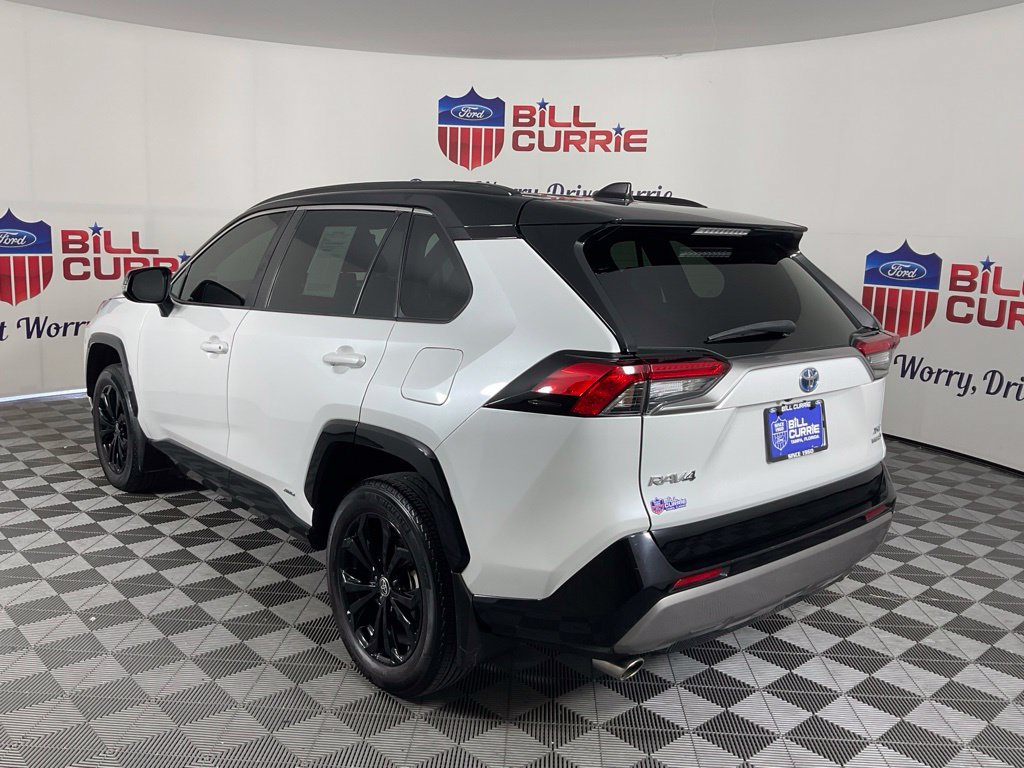 Used 2024 Toyota RAV4 XSE AWD/4WD image 5