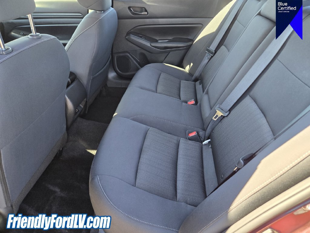 Used 2025 Nissan Altima 2.5 SV FWD image 13
