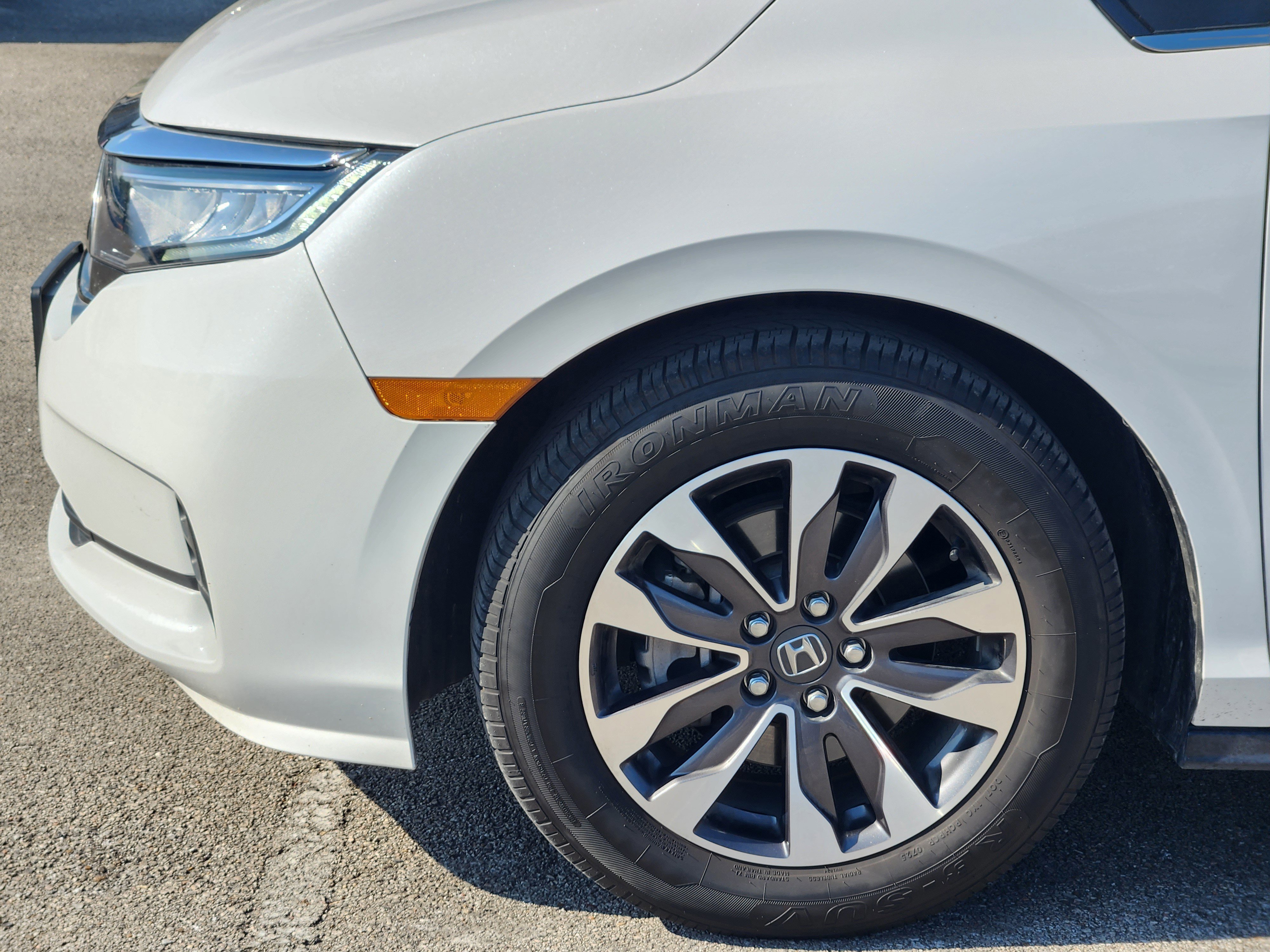 Used 2024 Honda Odyssey EX-L image 5