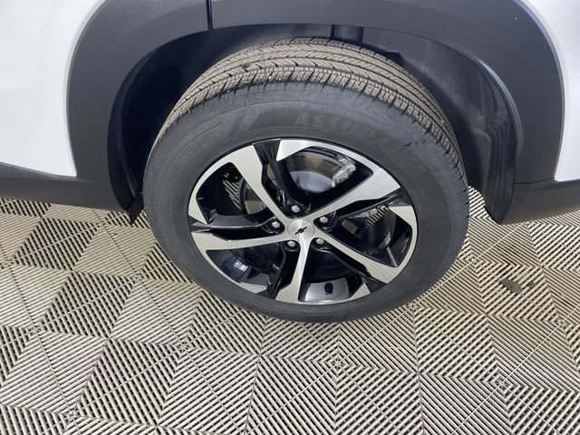 Used 2025 Chevrolet Trax RS w/ Driver Confidence Package FWD image 20