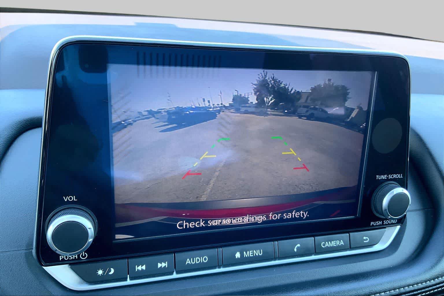 Used 2023 Nissan Rogue SV FWD image 27