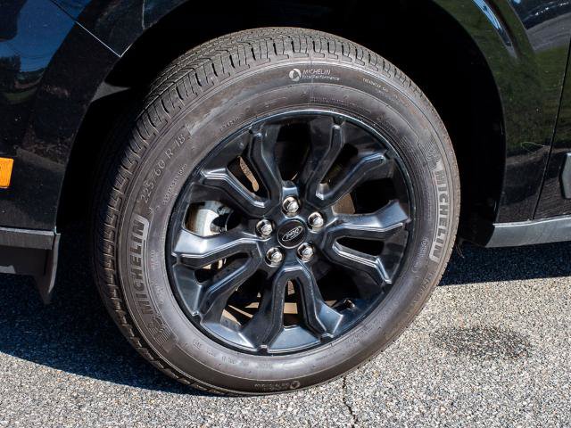 Certified 2024 Ford Maverick Lariat w/ Black Appearance Package AWD/4WD image 5