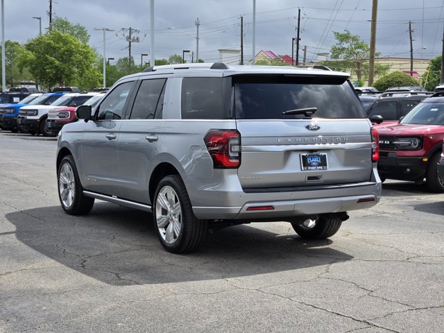 Certified 2024 Ford Expedition Platinum image 3
