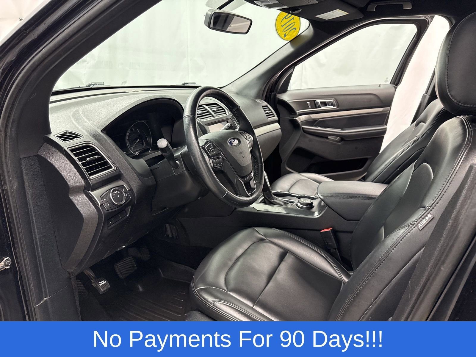 Certified 2019 Ford Explorer XLT w/ Equipment Group 202A image 10