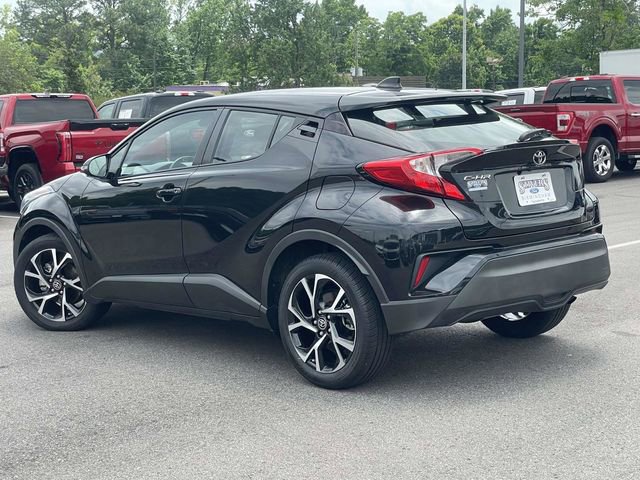 Used 2022 Toyota C-HR XLE FWD image 6