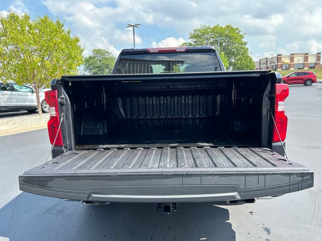 Used 2023 Chevrolet Silverado 1500 LT w/ Z71 Off-Road Package AWD/4WD image 29