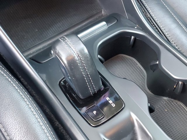 Used 2021 Volvo XC40 T5 Momentum w/ Protection Package Premier image 27