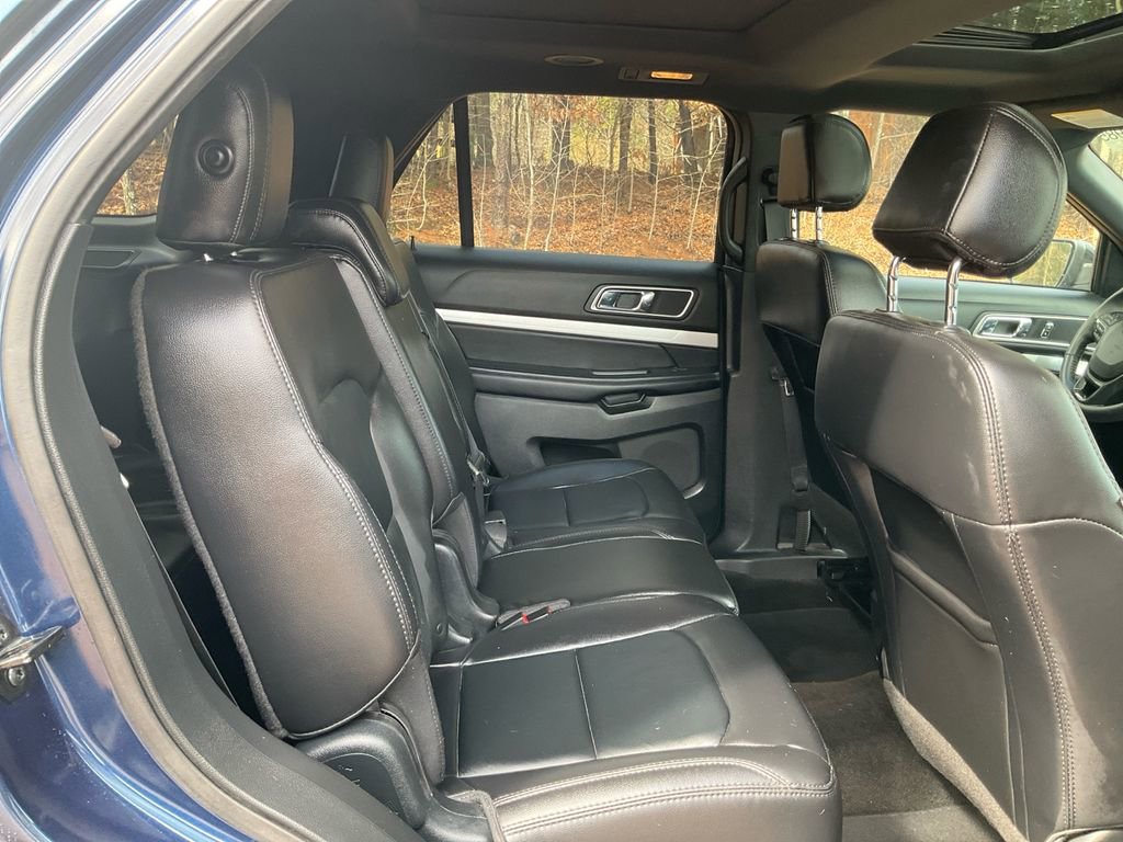 Certified 2017 Ford Explorer XLT w/ Equipment Group 202A image 13