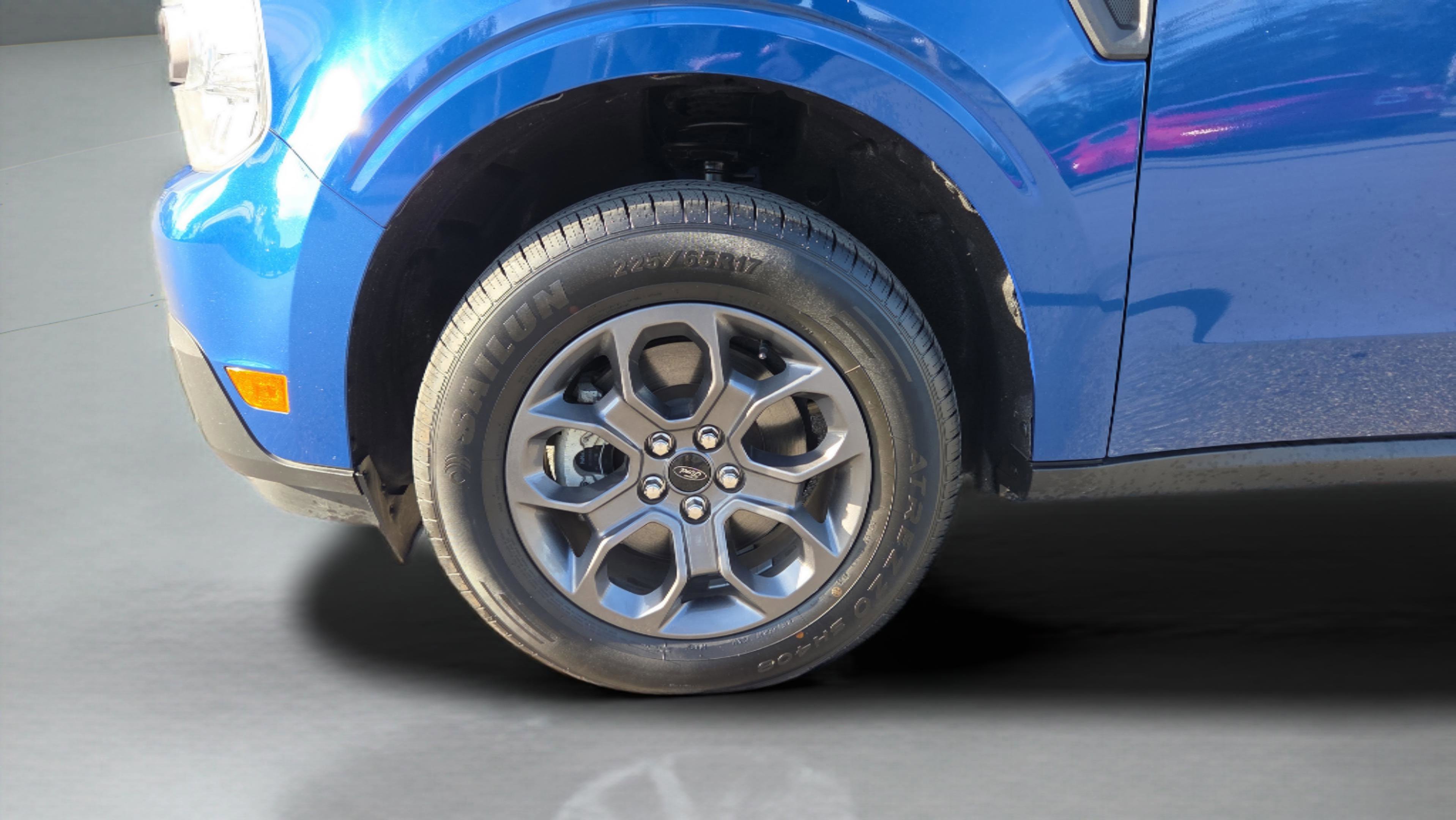 Certified 2024 Ford Maverick XLT image 11