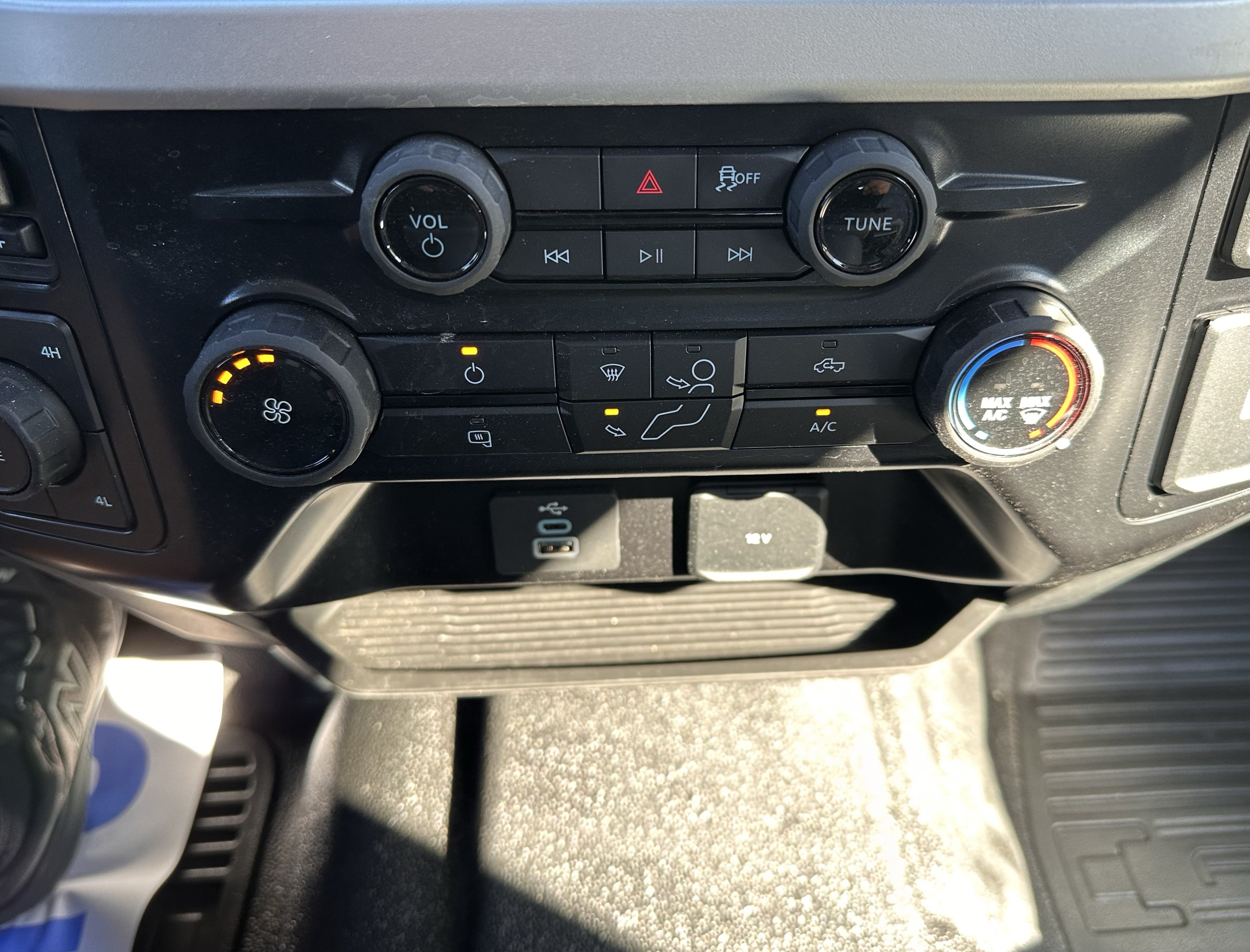 Certified 2025 Ford F550 4x4 Supercab Super Duty image 25