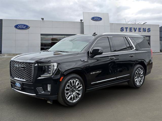 Used 2023 GMC Yukon Denali Ultimate AWD/4WD image 2