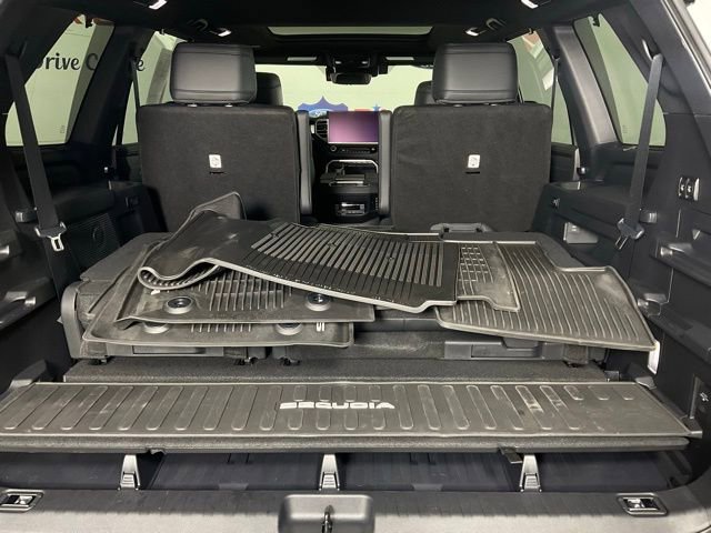 Used 2025 Toyota Sequoia Platinum image 11