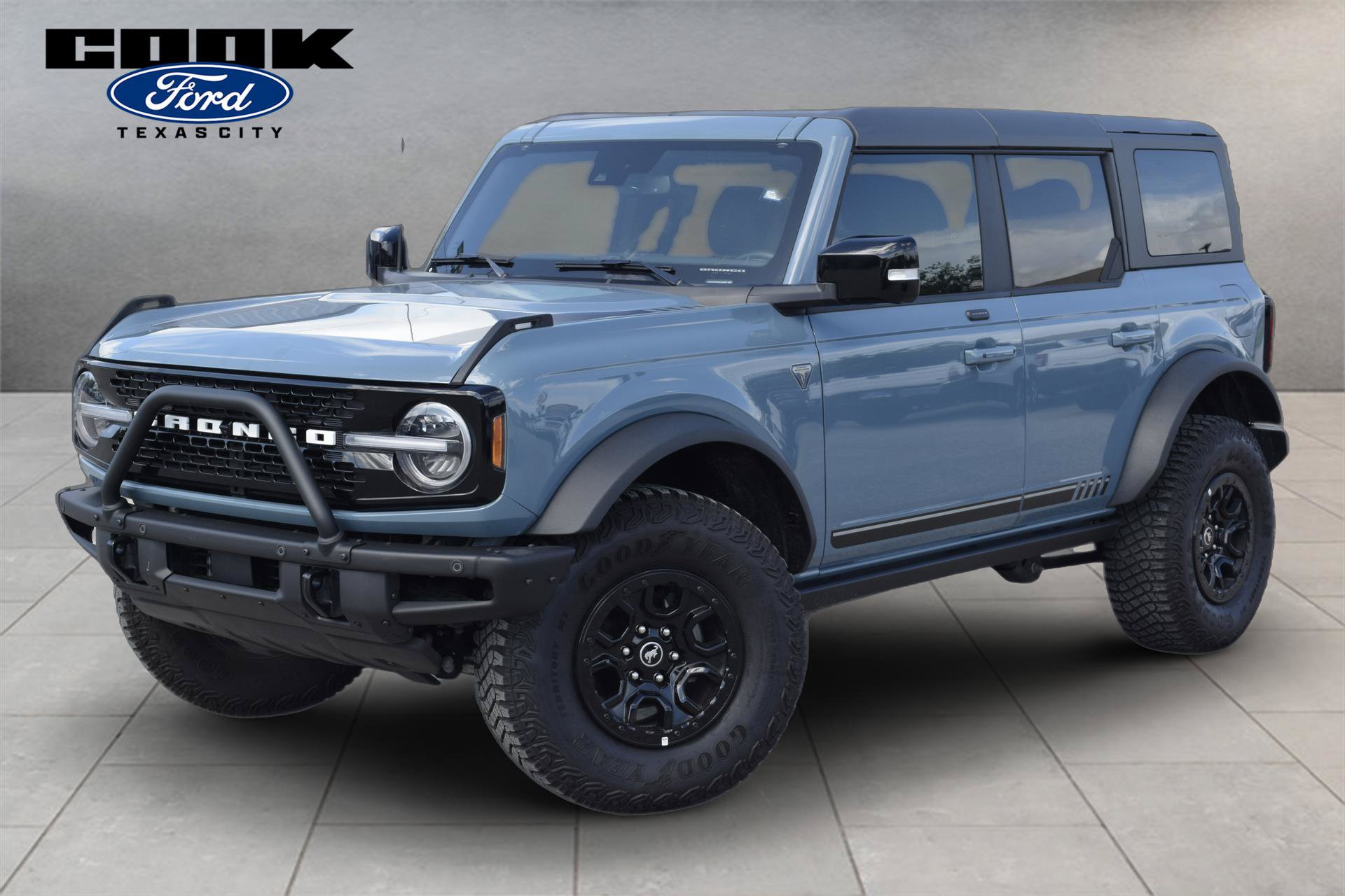 Certified 2021 Ford Bronco First Edition AWD/4WD image 1