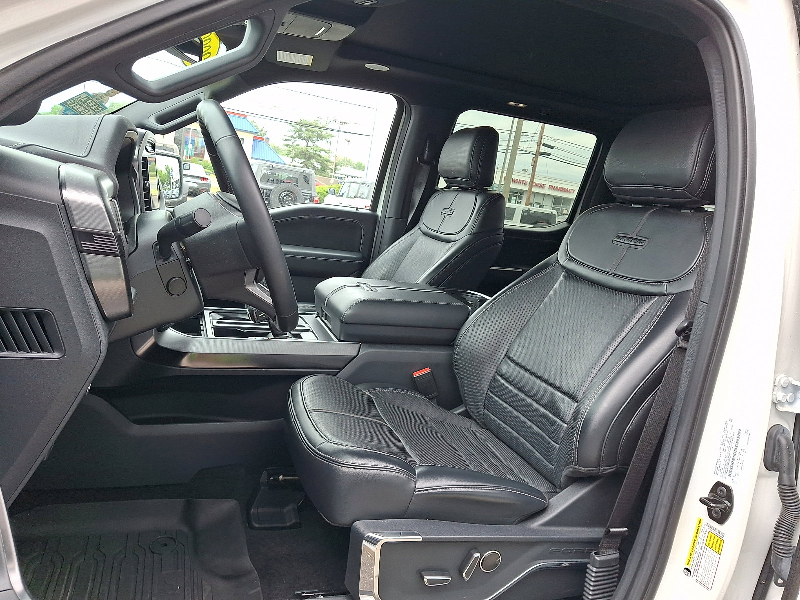Certified 2022 Ford F150 Platinum w/ Equipment Group 701A High AWD/4WD image 16