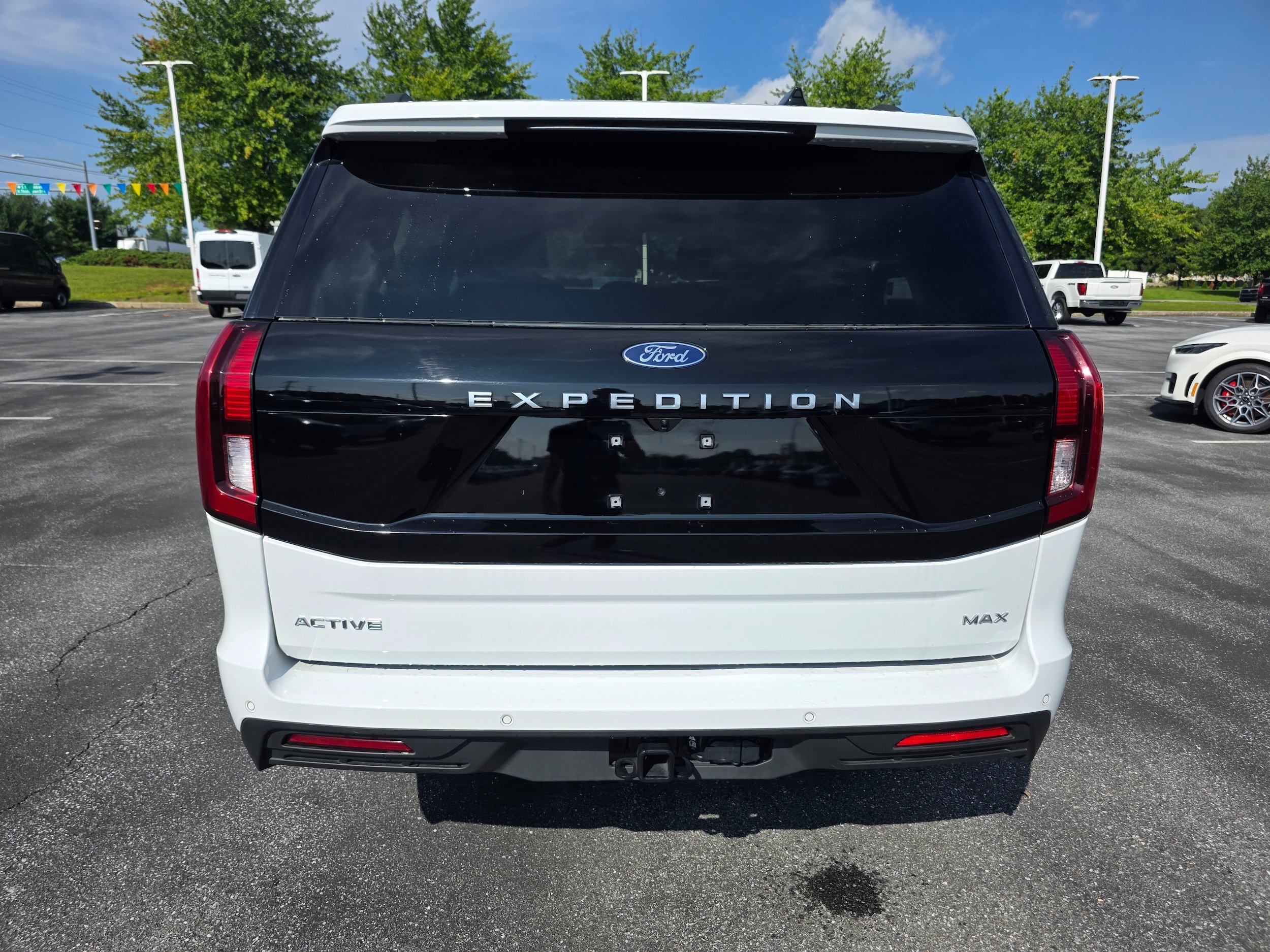 Certified 2025 Ford Expedition Max Active AWD/4WD image 4