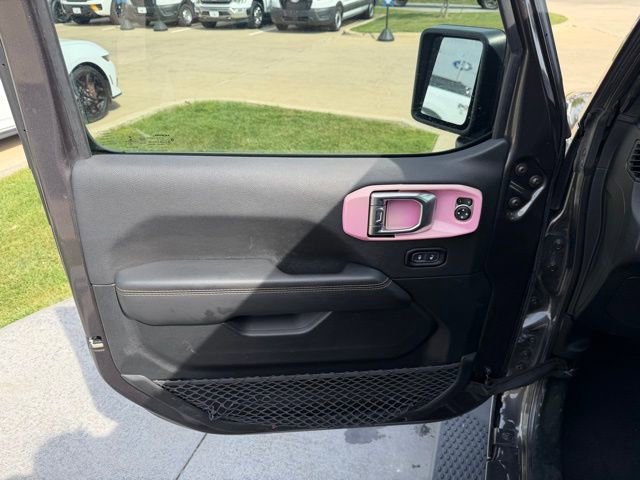 Used 2021 Jeep Wrangler Unlimited Sahara image 8