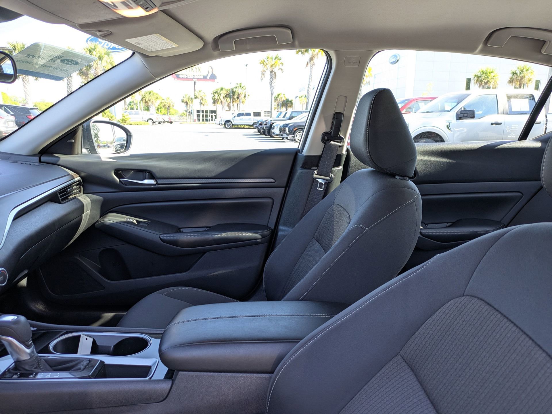 Used 2024 Nissan Altima 2.5 SV image 23