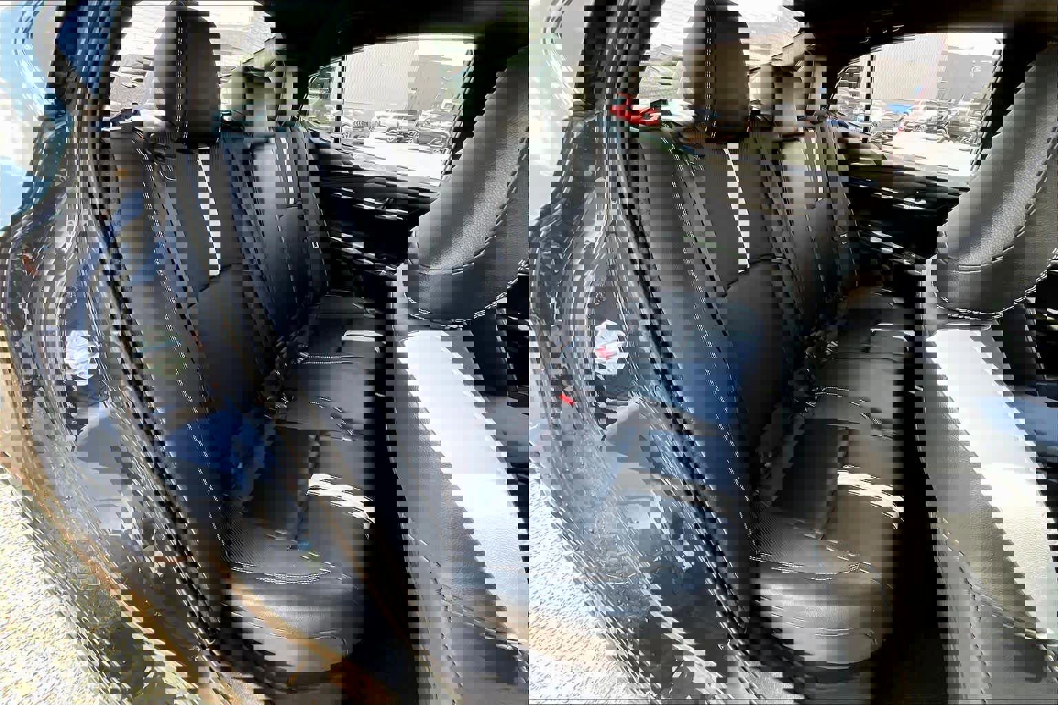 Used 2025 Toyota Camry SE image 18