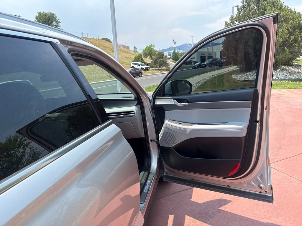 Used 2025 Hyundai Palisade SEL AWD/4WD image 30