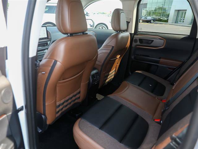 Certified 2025 Ford Bronco Sport Outer Banks w/ Outer Banks Tech Package+ AWD/4WD image 24