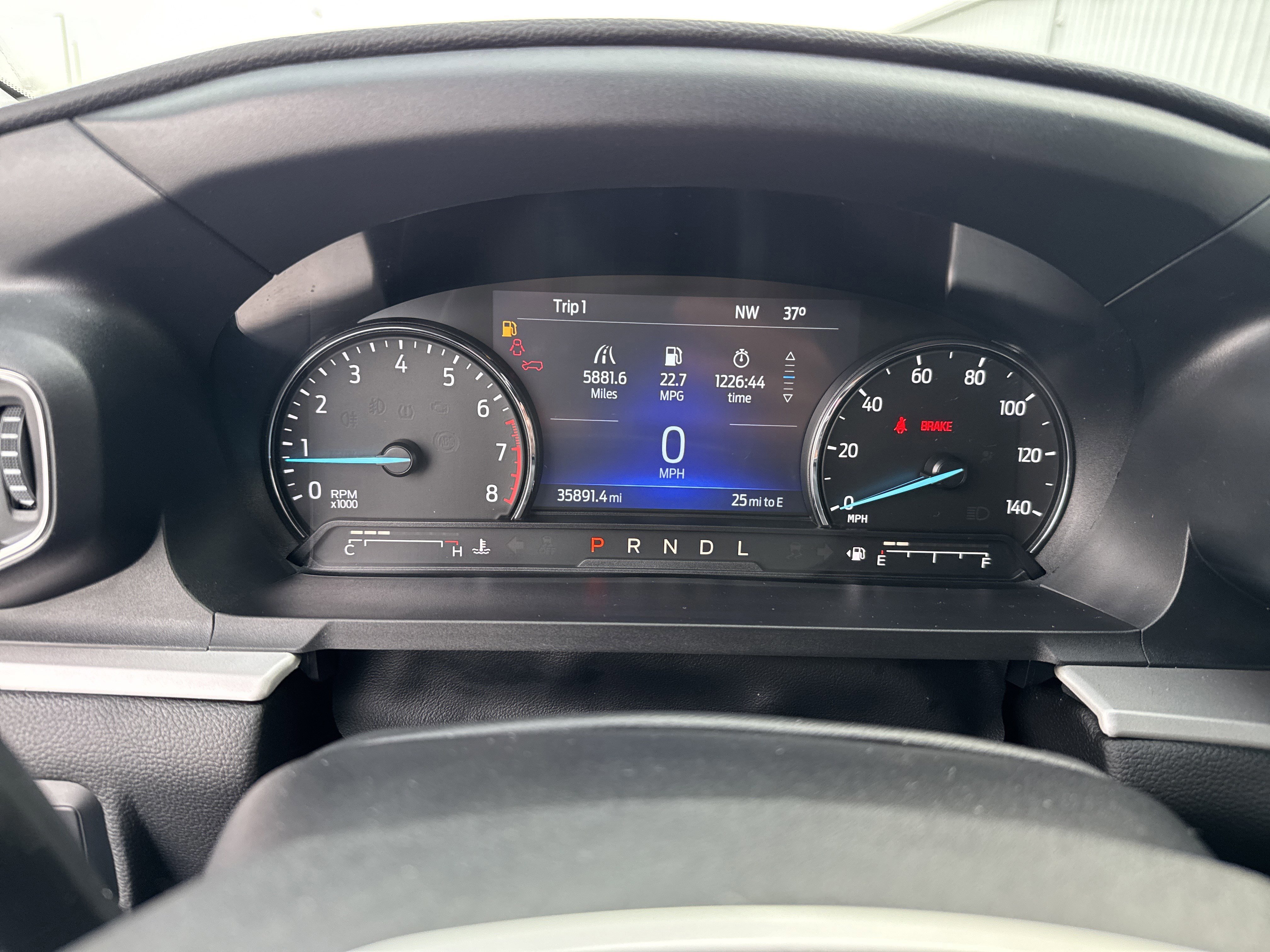 Certified 2022 Ford Explorer XLT w/ Equipment Group 202A image 37