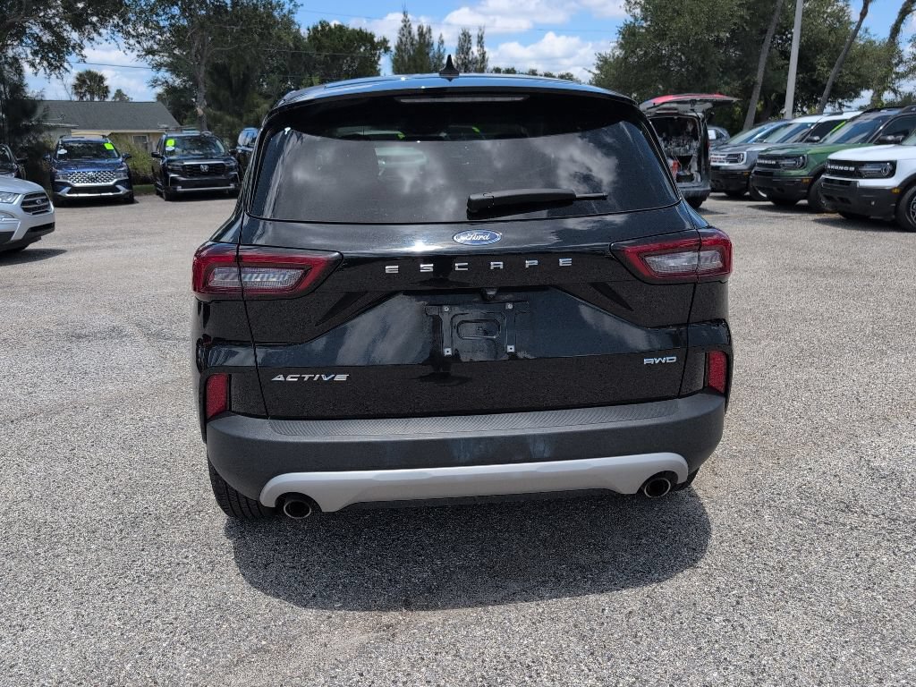 Certified 2024 Ford Escape Active AWD/4WD image 4