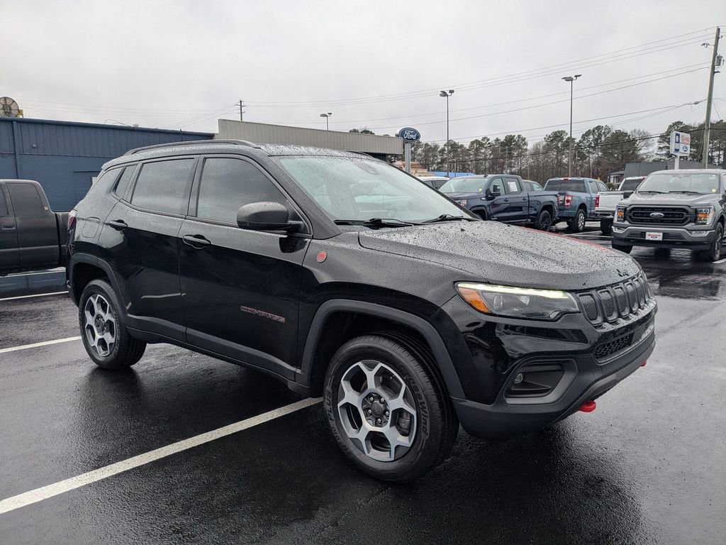 Used 2022 Jeep Compass Trailhawk w/ Trailhawk Elite Group image 8