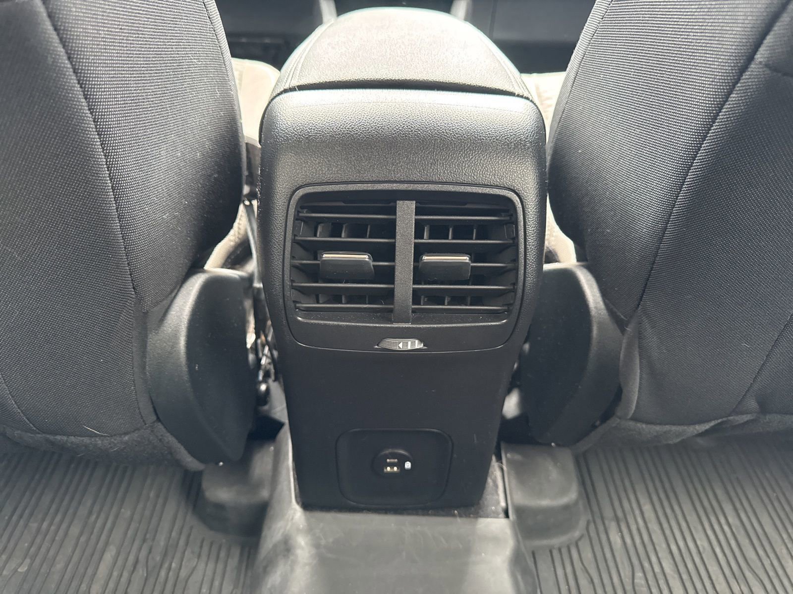 Certified 2020 Ford Escape SE Sport image 29