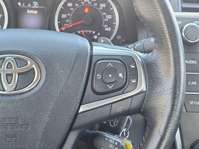 Used 2017 Toyota Camry SE w/ Moonroof Package FWD image 15