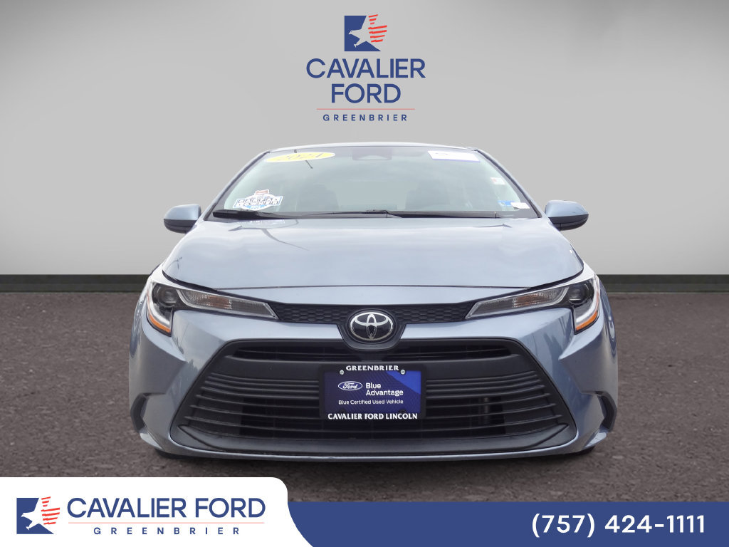 Used 2024 Toyota Corolla LE FWD image 5
