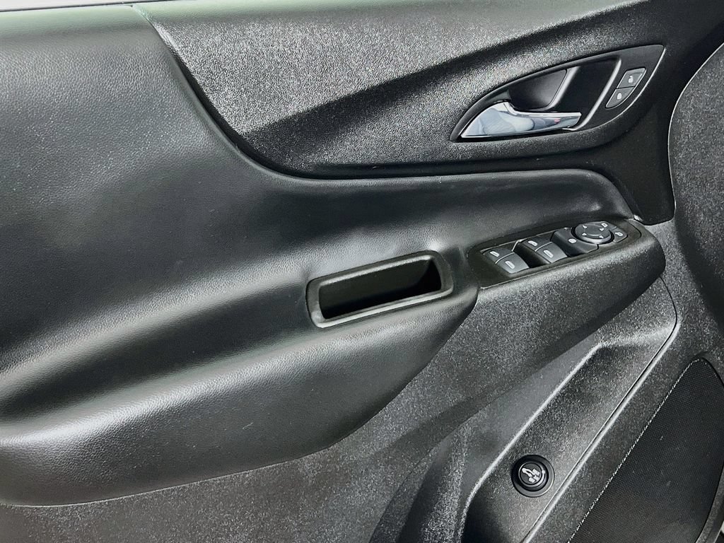Used 2020 Chevrolet Equinox LT AWD/4WD image 22