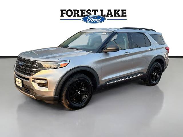 Certified 2022 Ford Explorer XLT w/ Equipment Group 202A AWD/4WD image 3