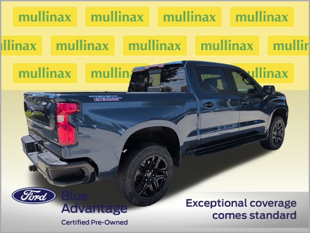 Used 2022 Chevrolet Silverado 1500 LT Trail Boss w/ LT Trail Boss Premium Package AWD/4WD image 3